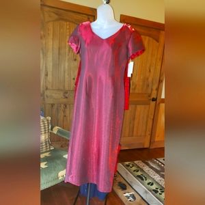 LADY IN RED short sleeve red shimmery dress.